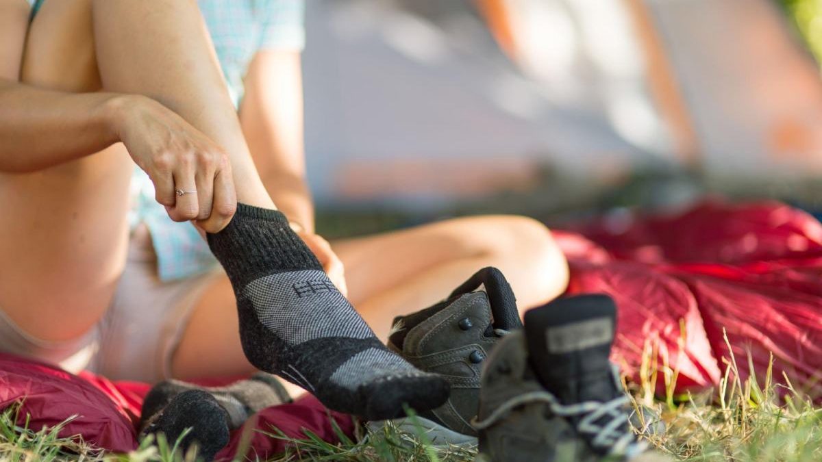 What are the Reasons to buy Hiking Socks?